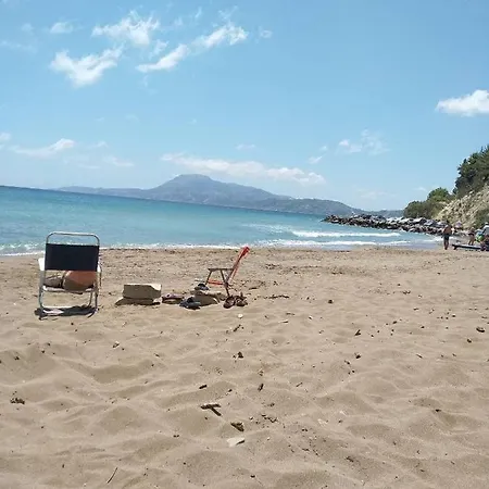 Ellina's - Euboea Island Greece * Oxílithos